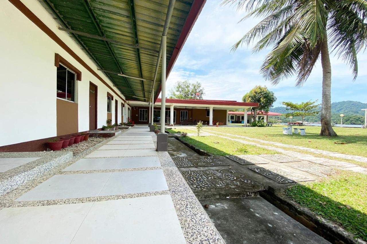 Oyo 90317 Ambong Bay Resthouse Hotel Kota Kinabalu Exterior foto